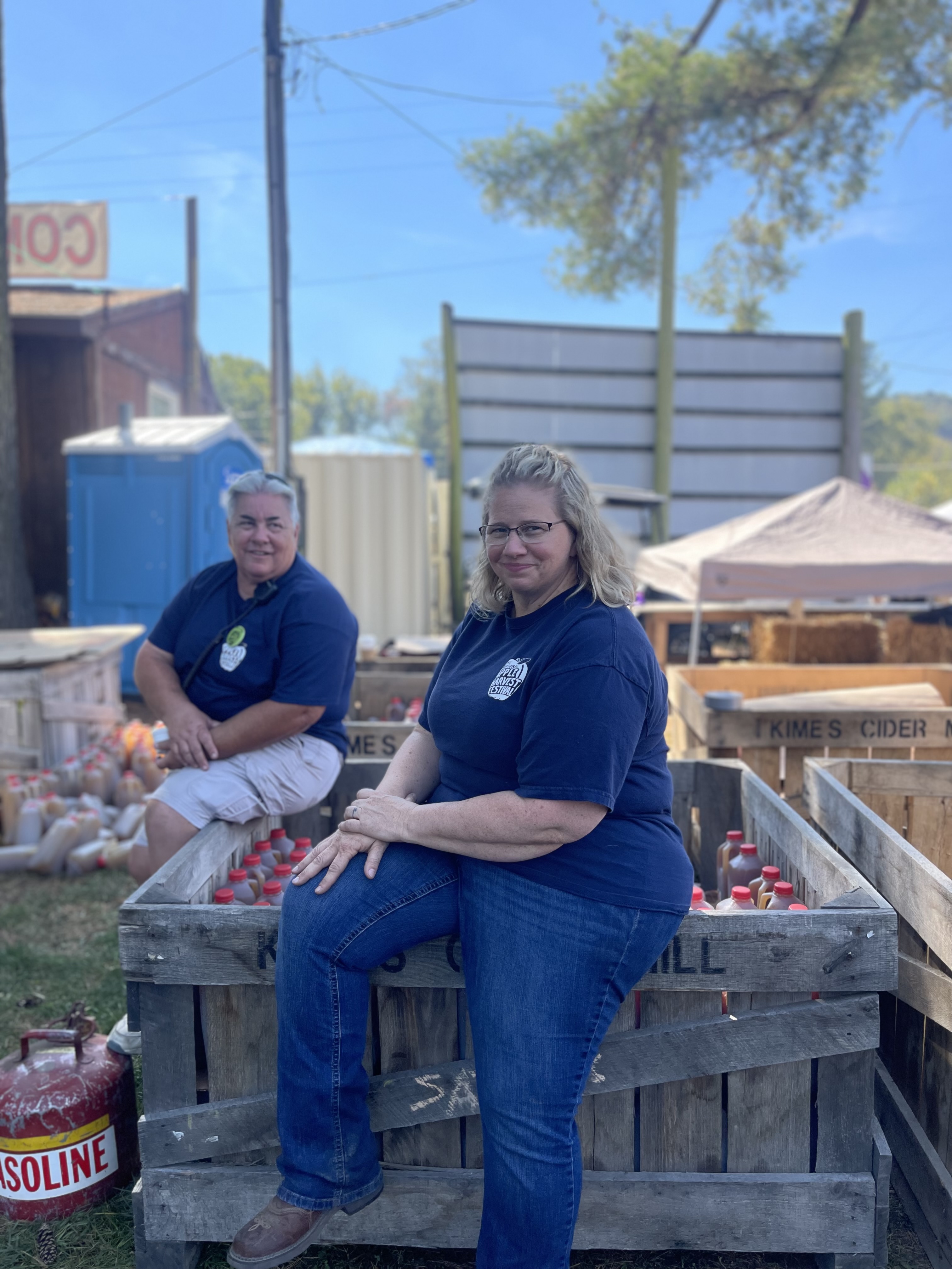 Please upload recommendation letter and a headshot of the nominee